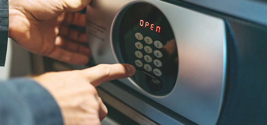 Cash Safe Openers in Suisun City, California