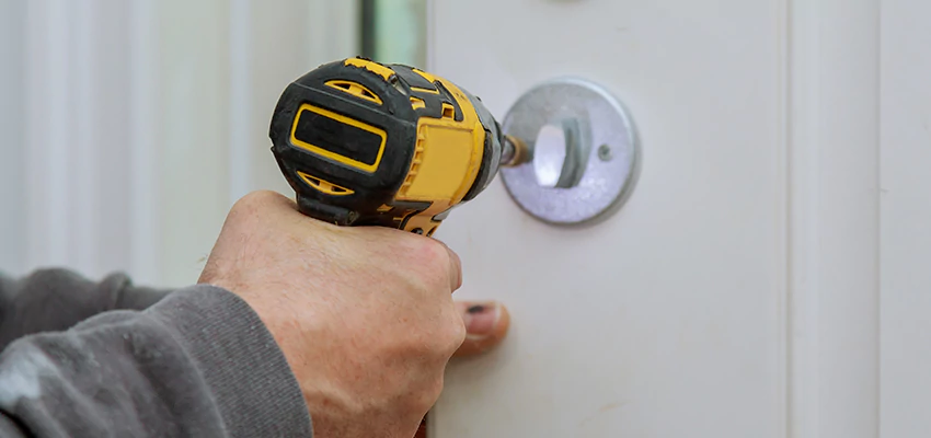 Street Locksmith For Smart Lock Repair in Suisun City, CA